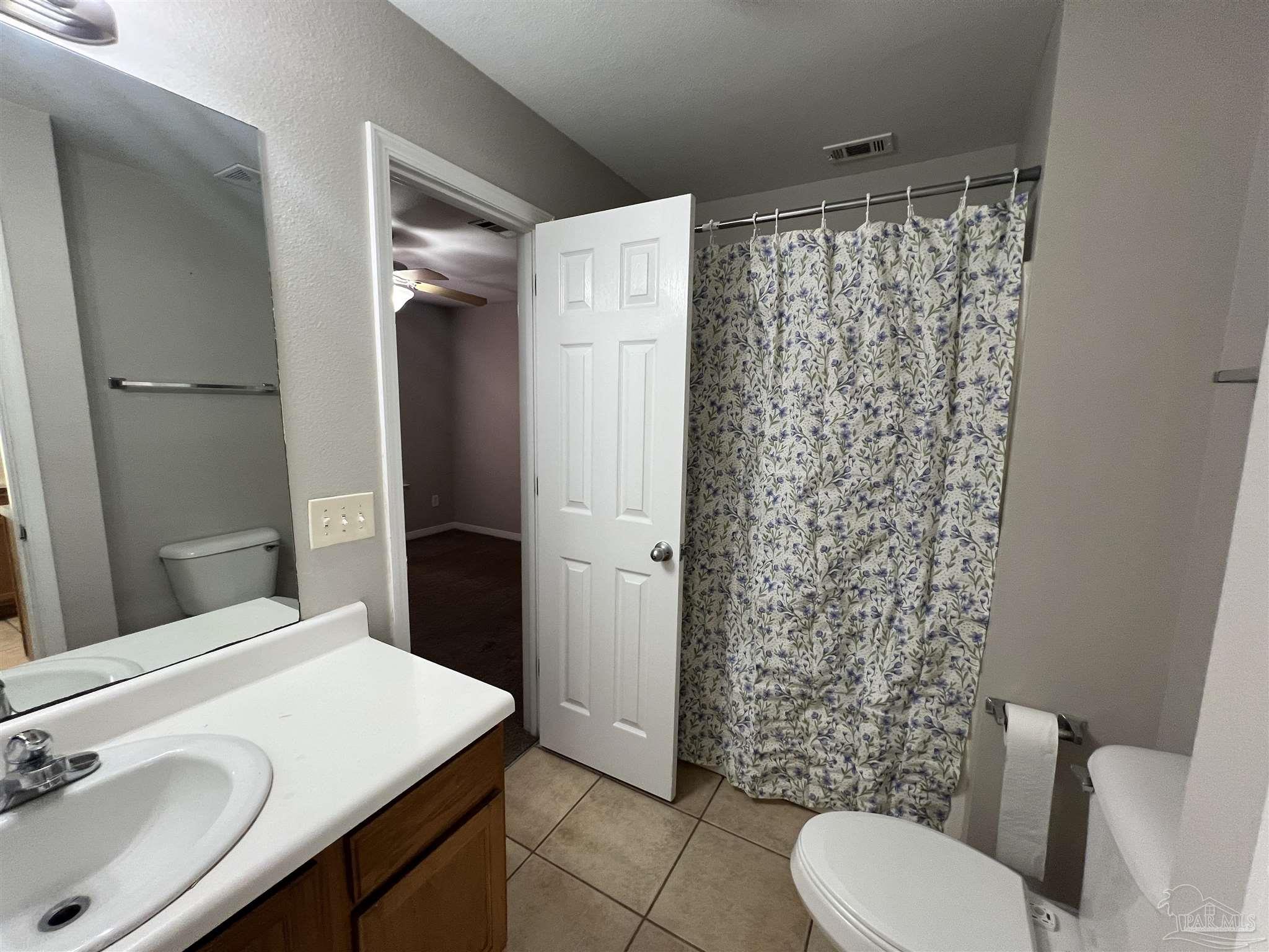 7100 Heather Oaks Dr