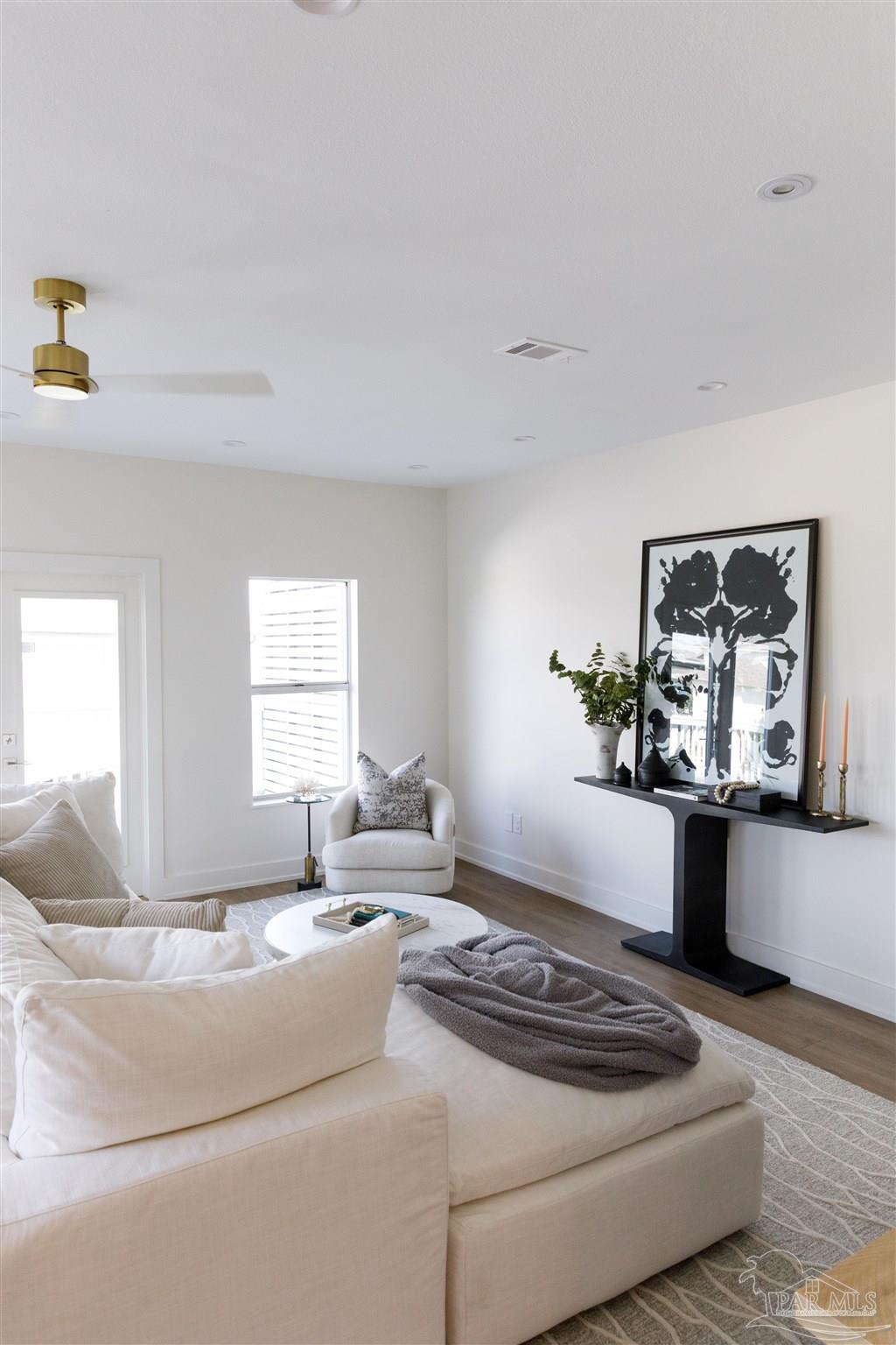 113 Bayshore Dr