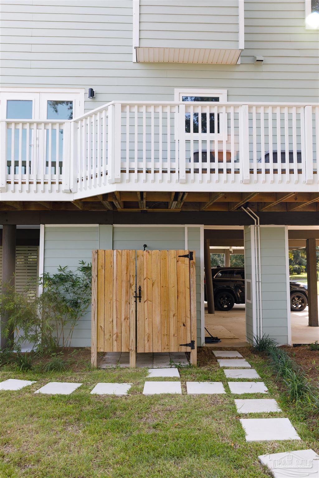 113 Bayshore Dr