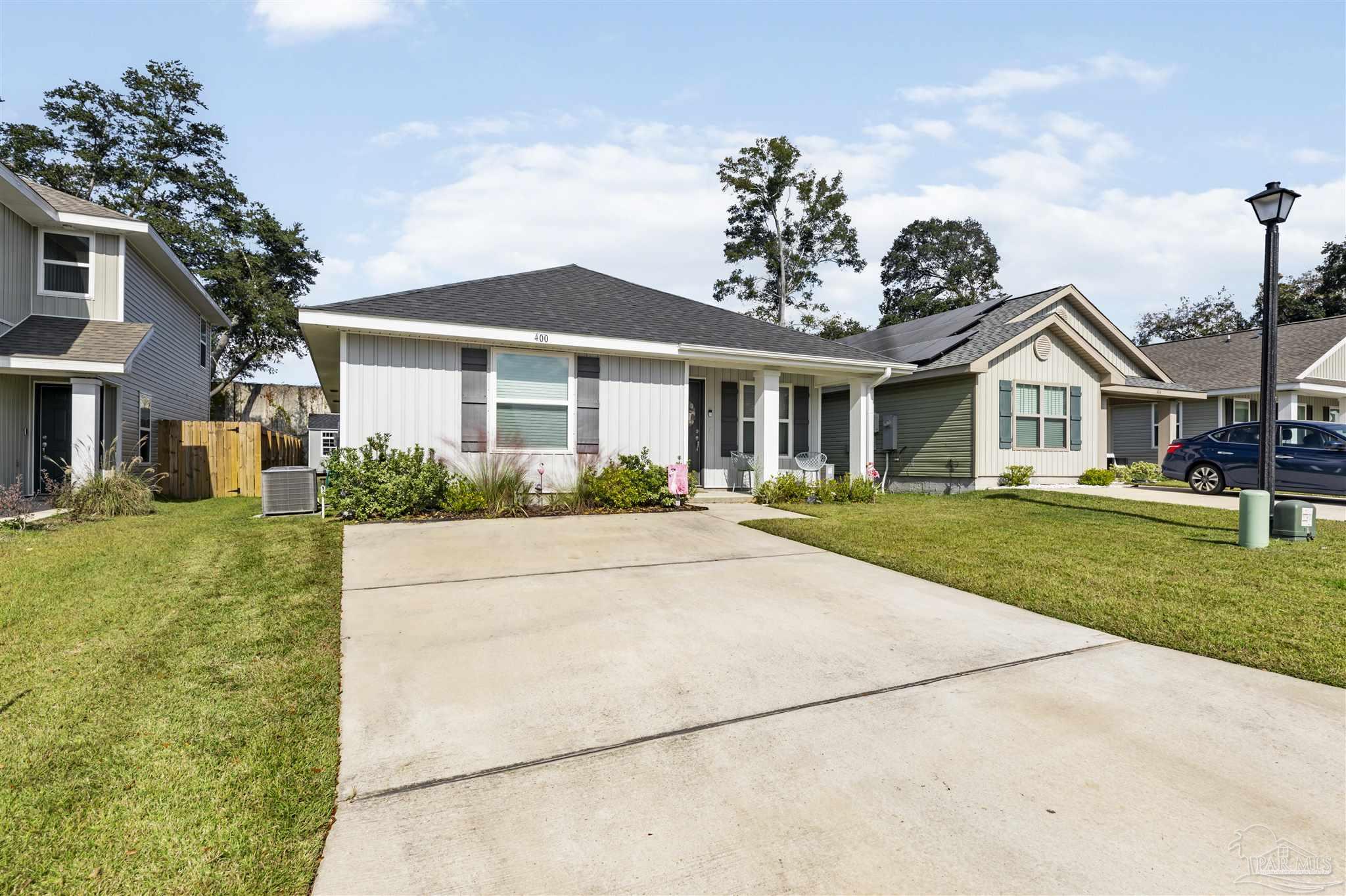 400 Hilburn Ln