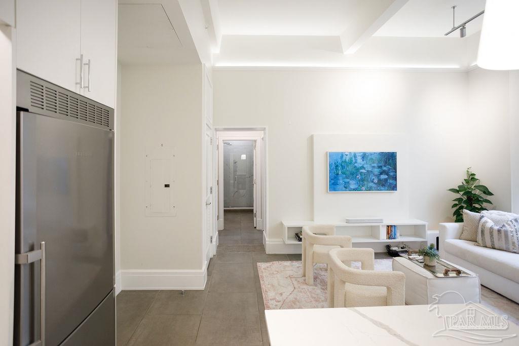 17 Palafox Pl # 209