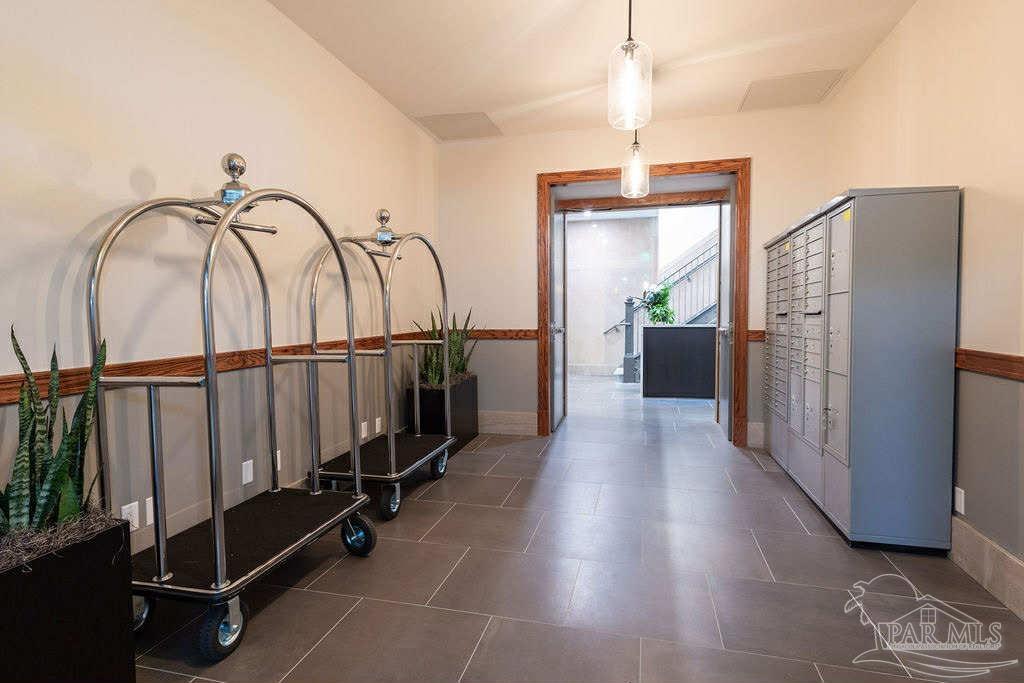17 Palafox Pl # 209