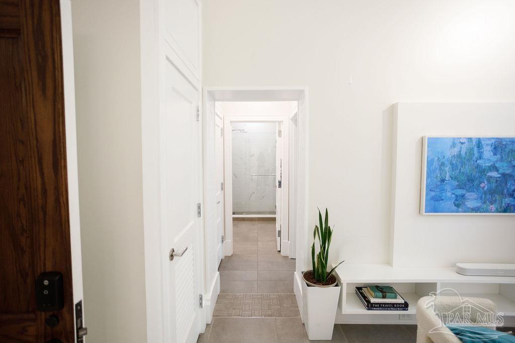 17 Palafox Pl # 209