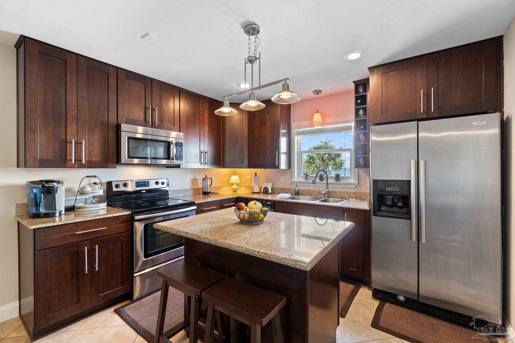 1100 Ft Pickens Rd # A18