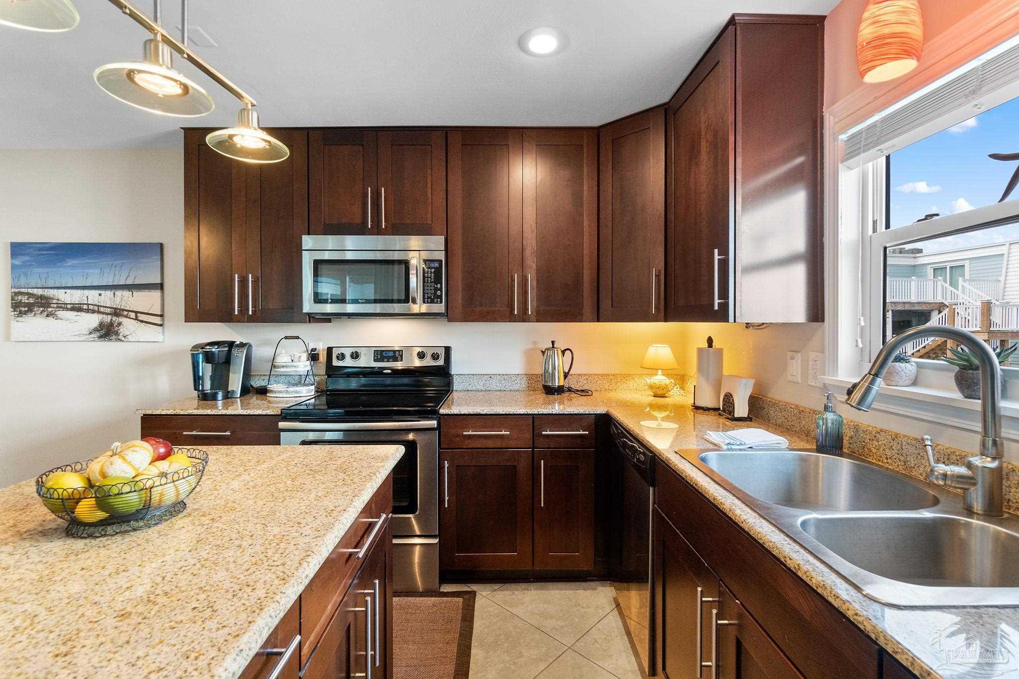 1100 Ft Pickens Rd # A18