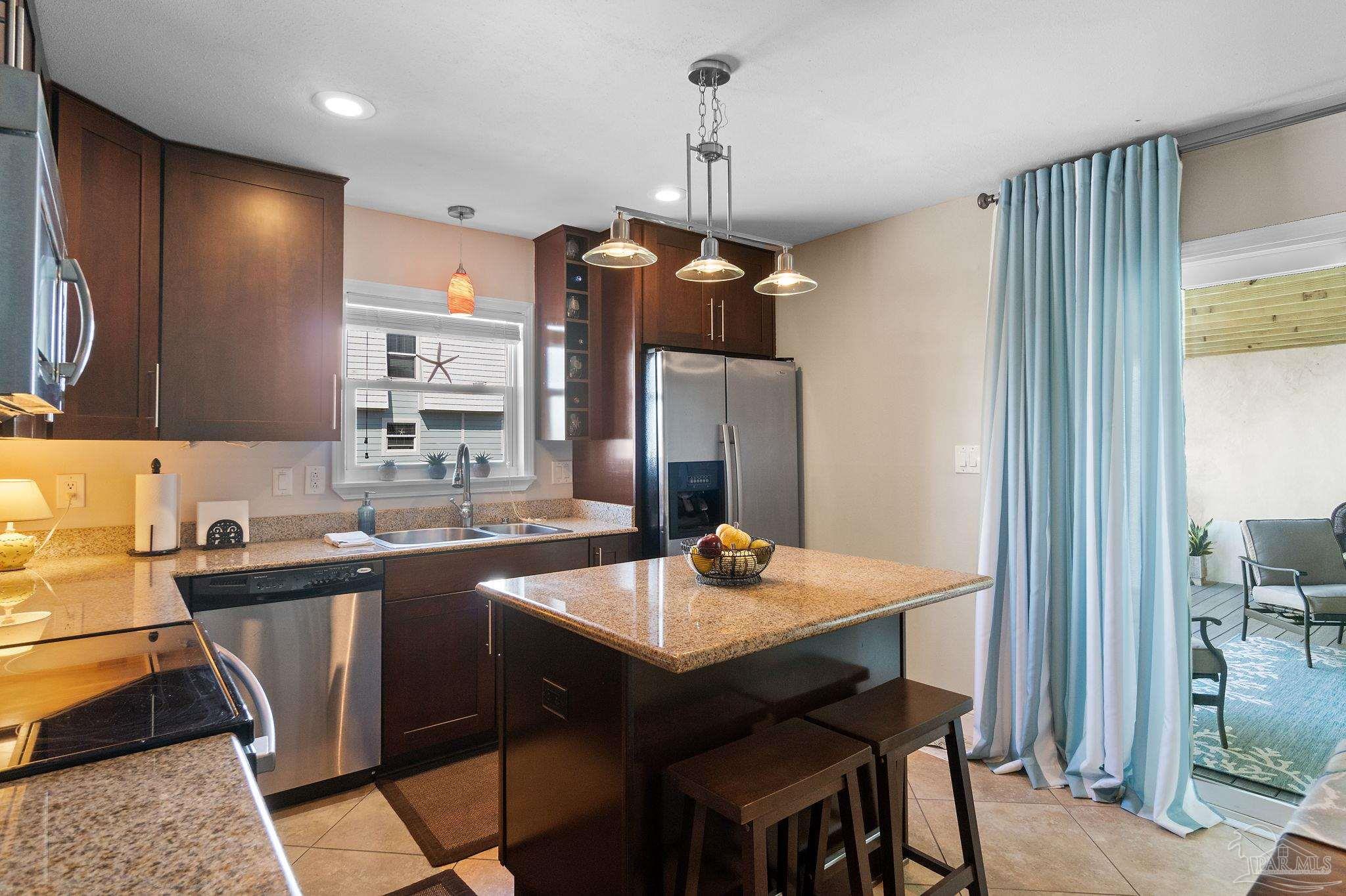 1100 Ft Pickens Rd # A18