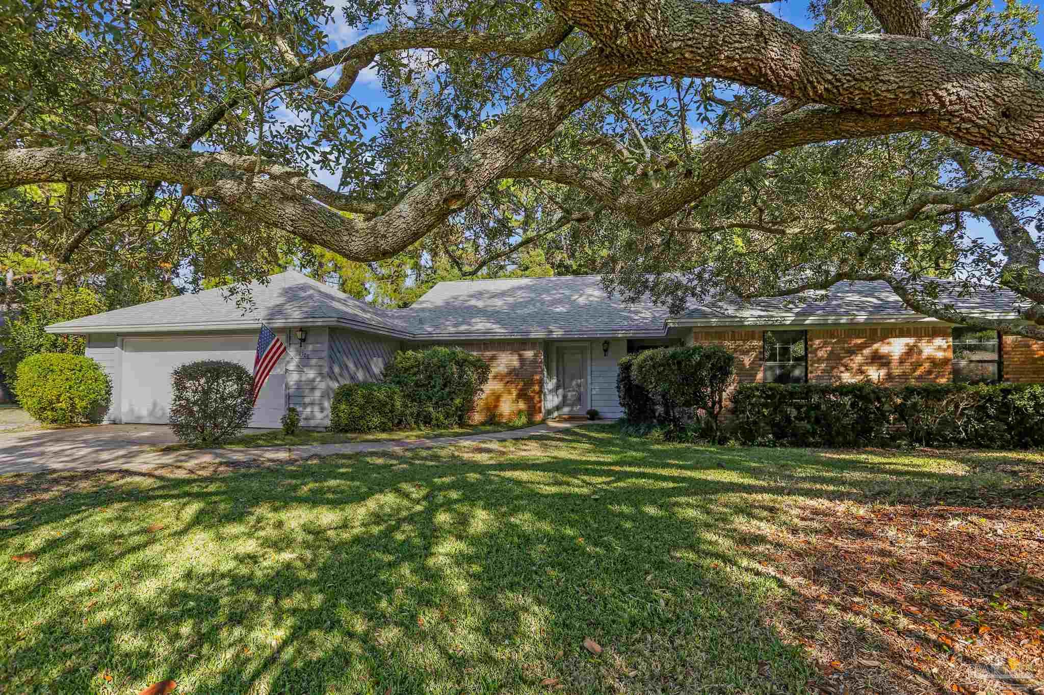 1328 Tiger Ln