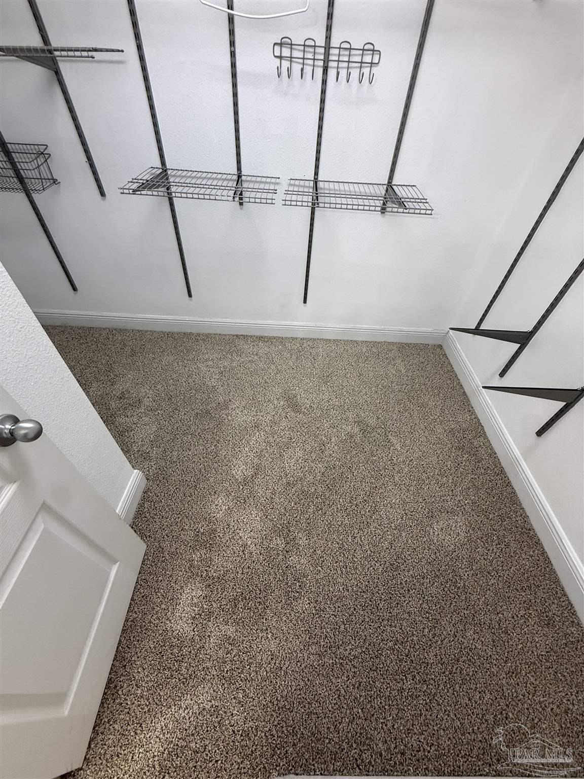 10650 Senegal Dr, Pensacola