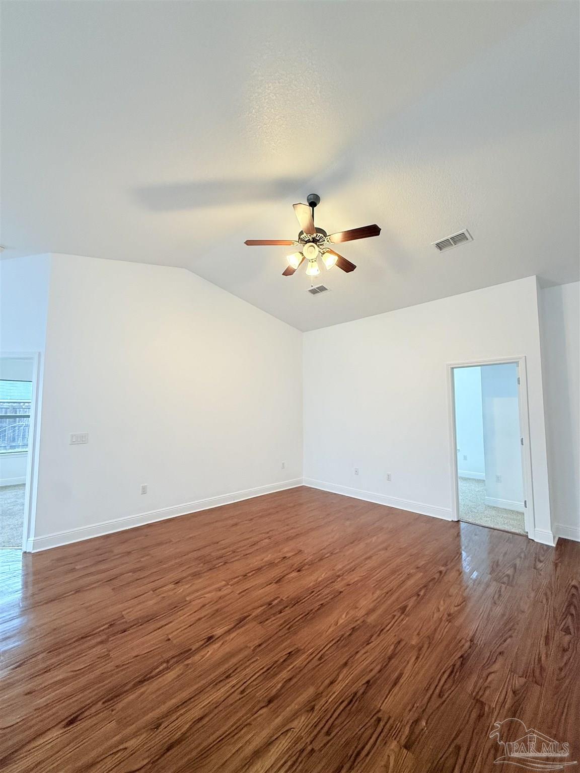 10650 Senegal Dr, Pensacola