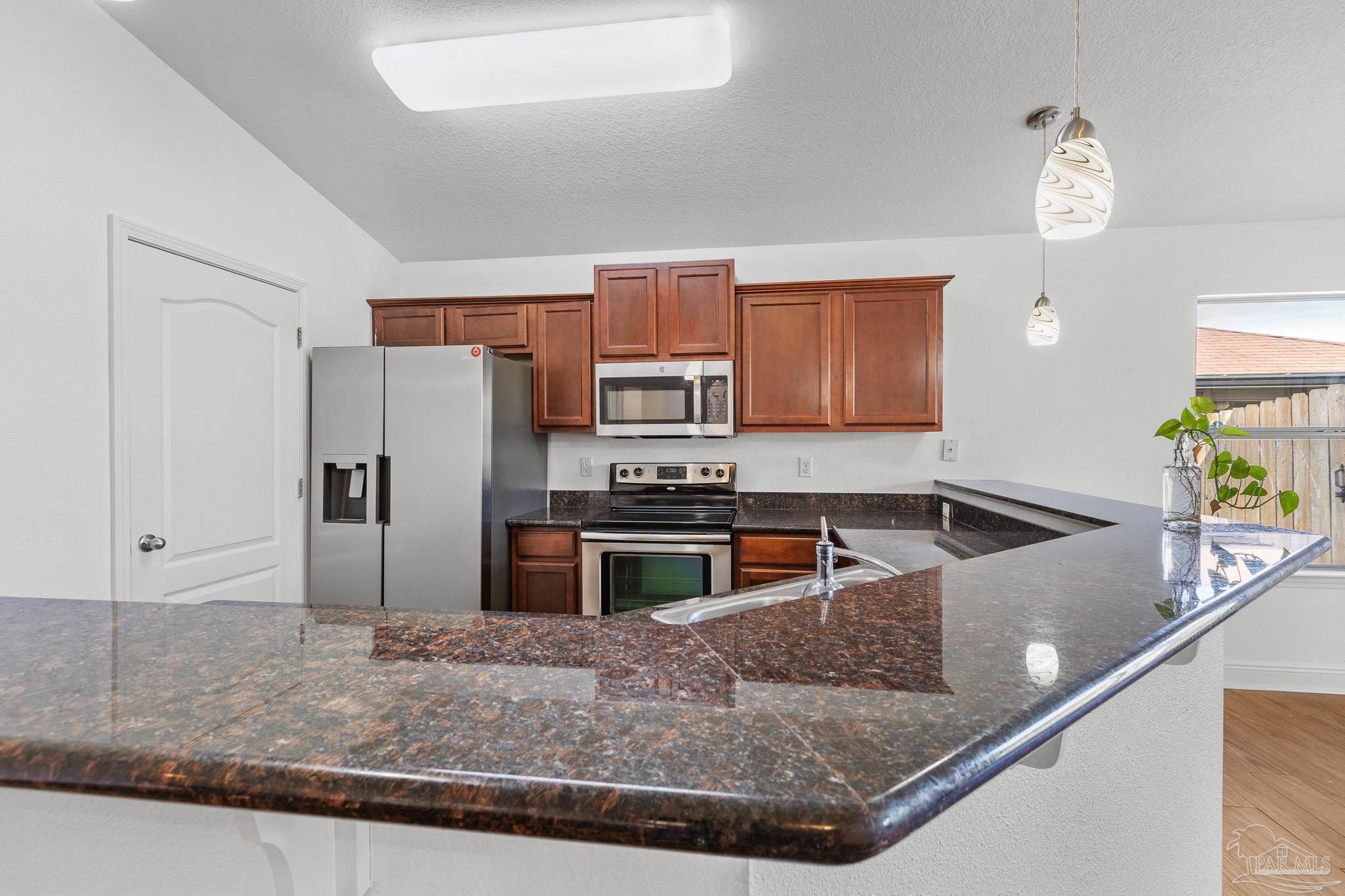 10650 Senegal Dr, Pensacola