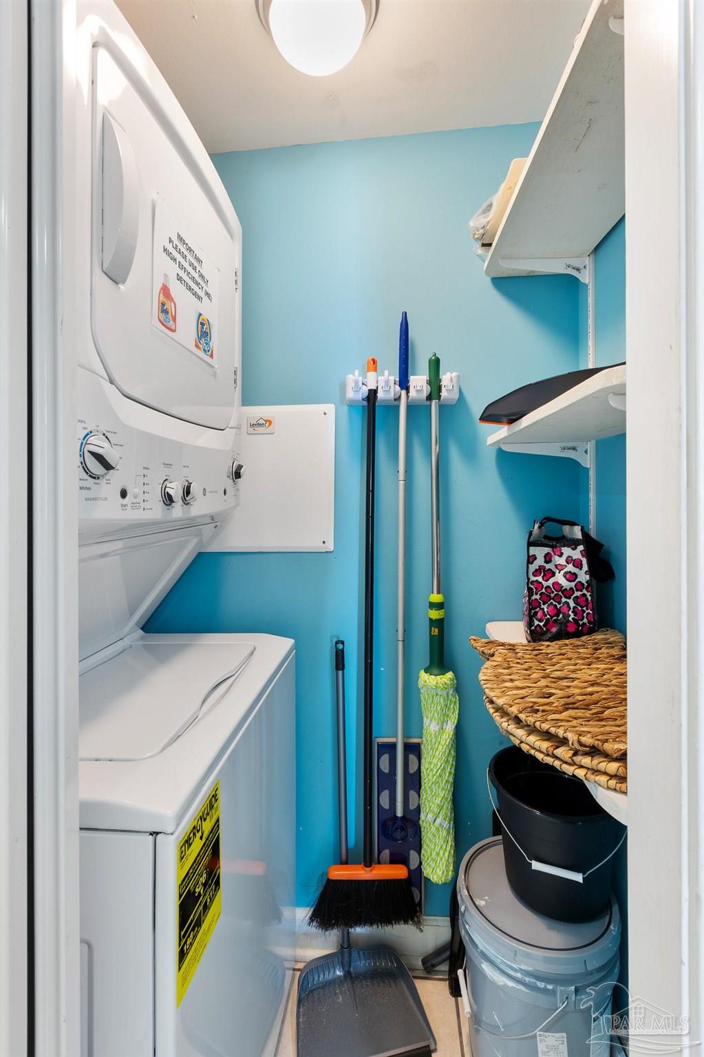 1600 Via Deluna Dr # B Unit: 501-B