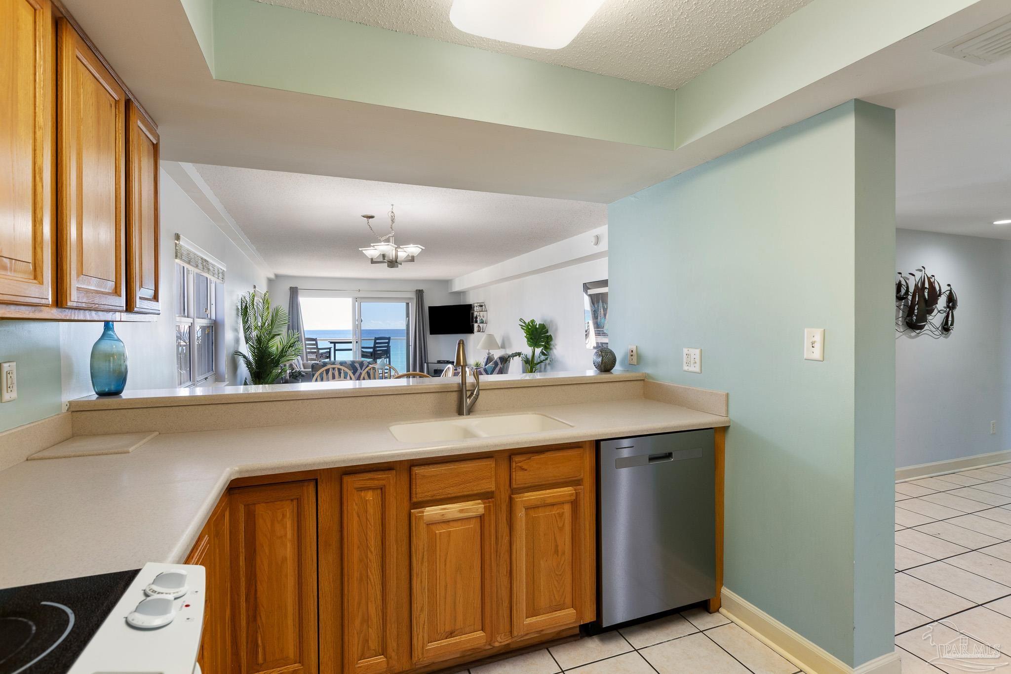 1600 Via Deluna Dr # B Unit: 501-B