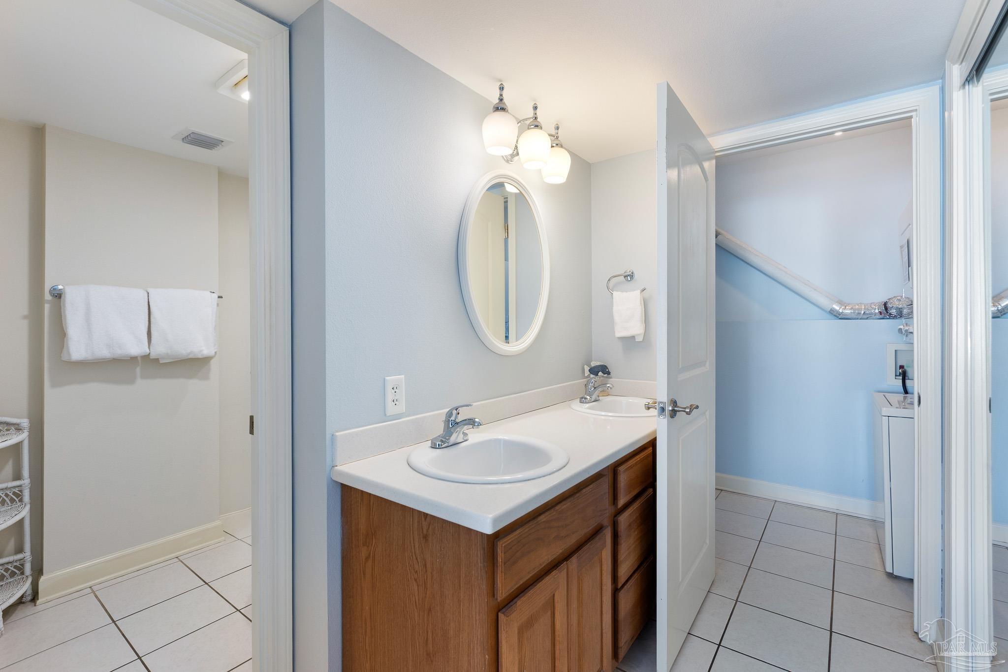 1600 Via Deluna Dr # A Unit: 507-A