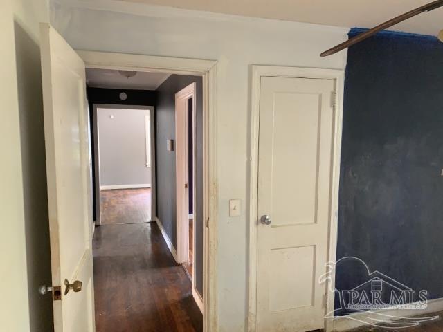 529 Selina St