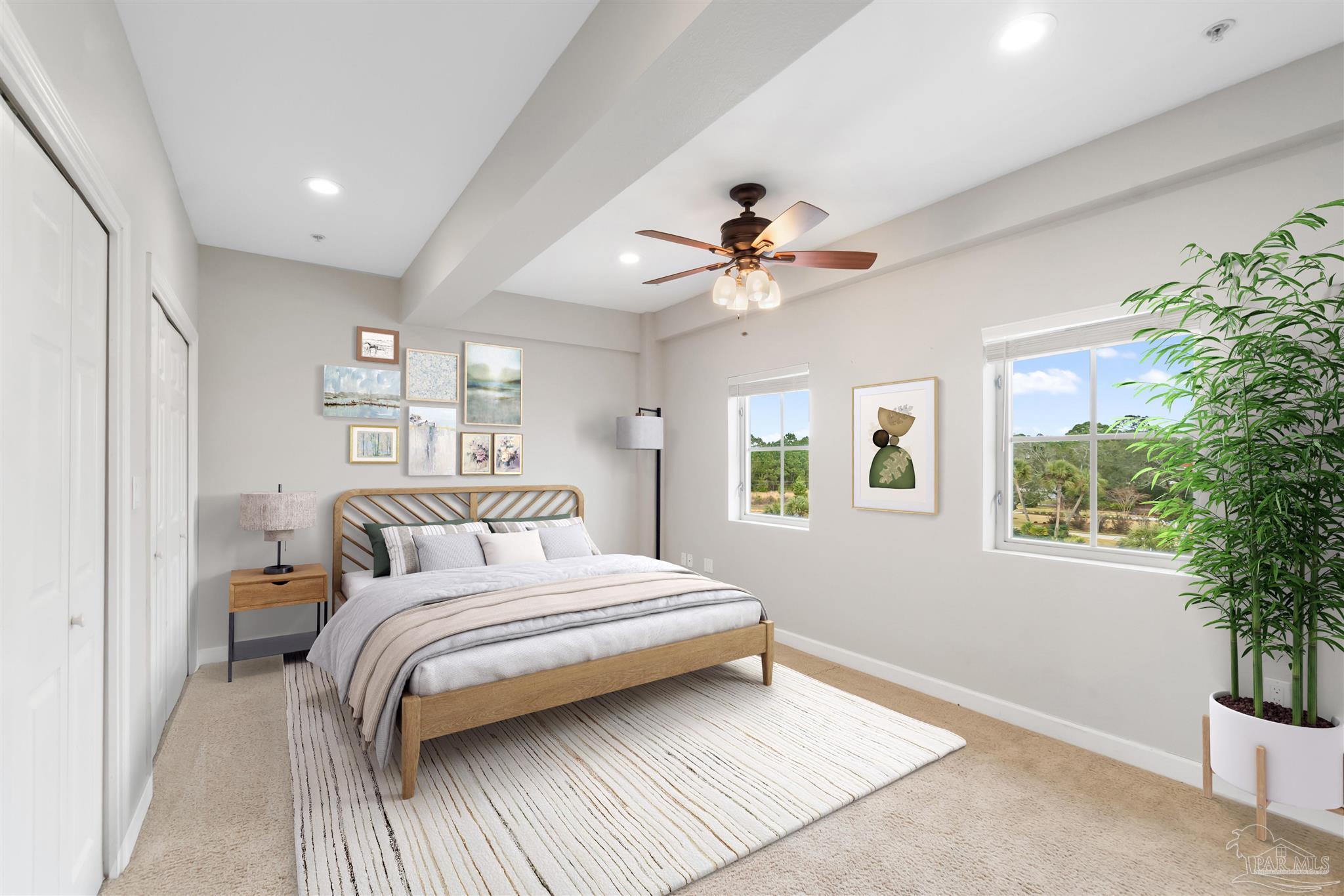 952 Sound Harbor Cir