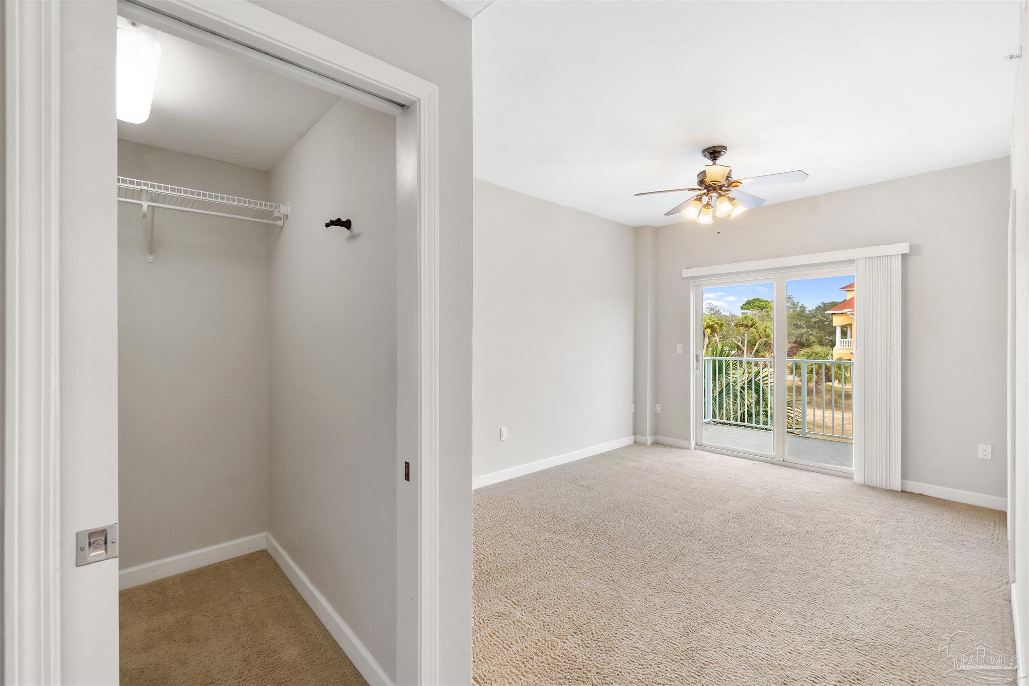 952 Sound Harbor Cir