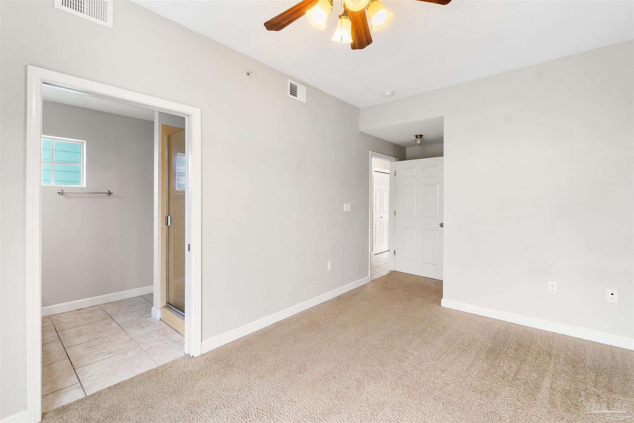 952 Sound Harbor Cir