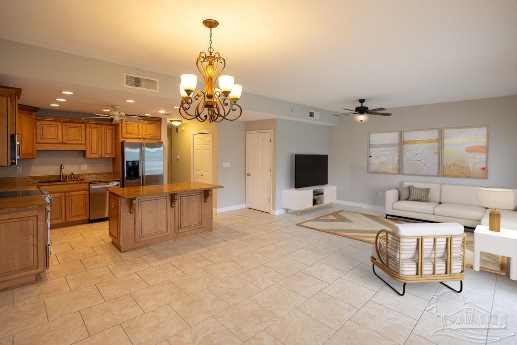 952 Sound Harbor Cir