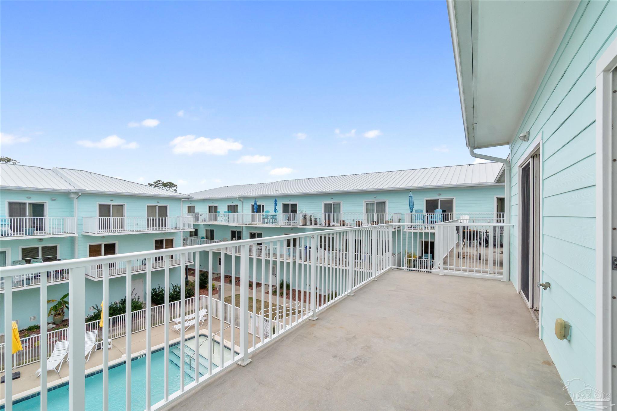 952 Sound Harbor Cir