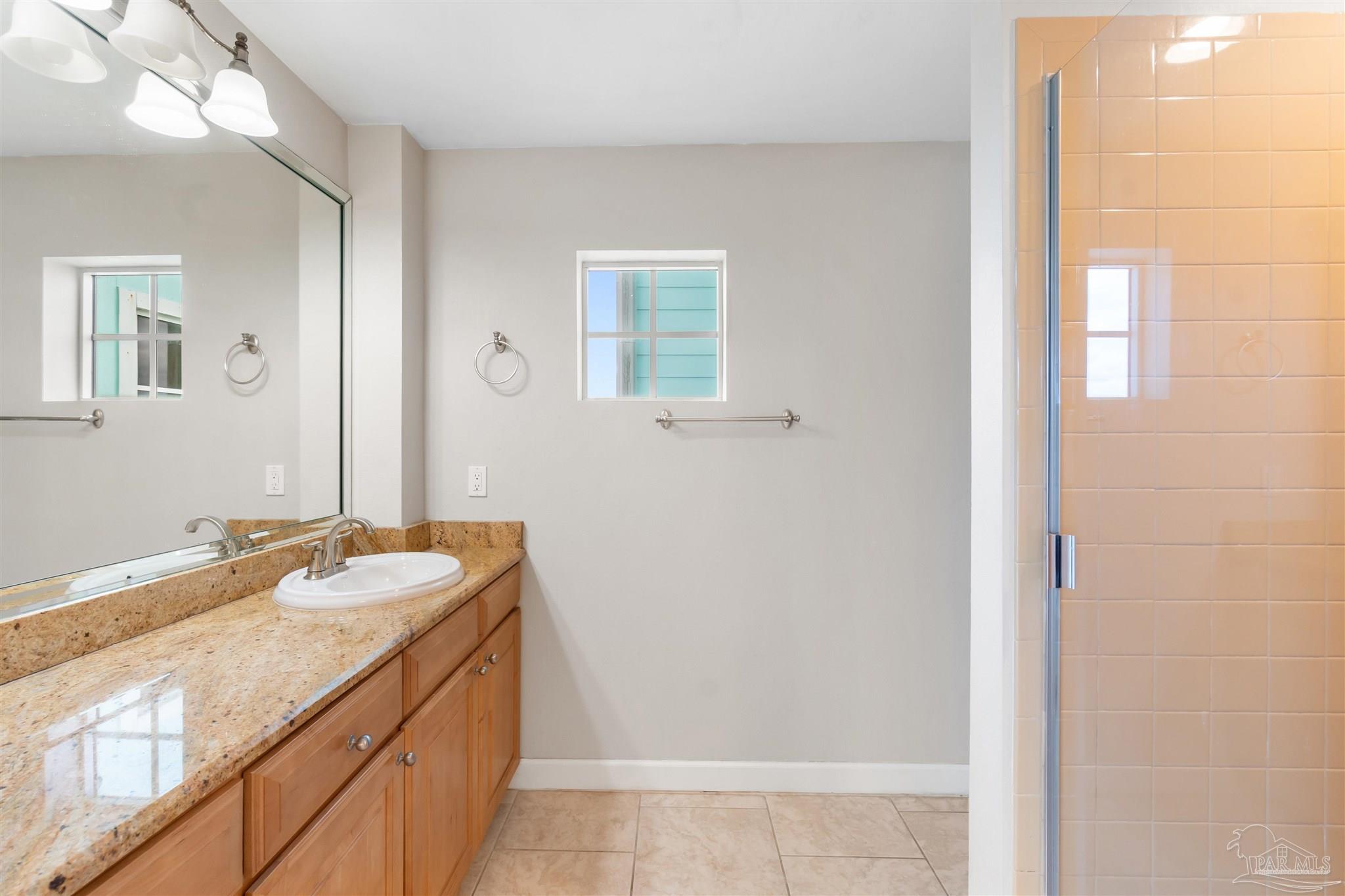 952 Sound Harbor Cir