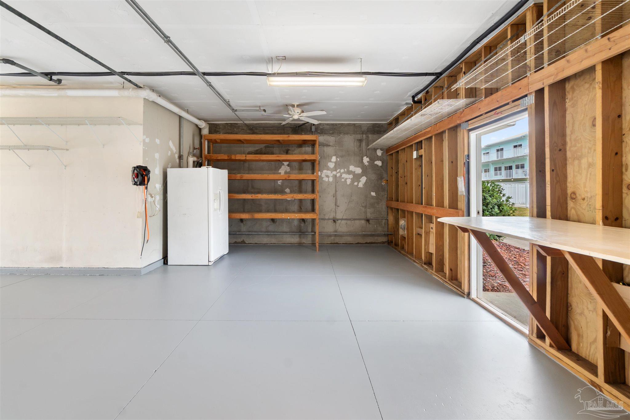 952 Sound Harbor Cir