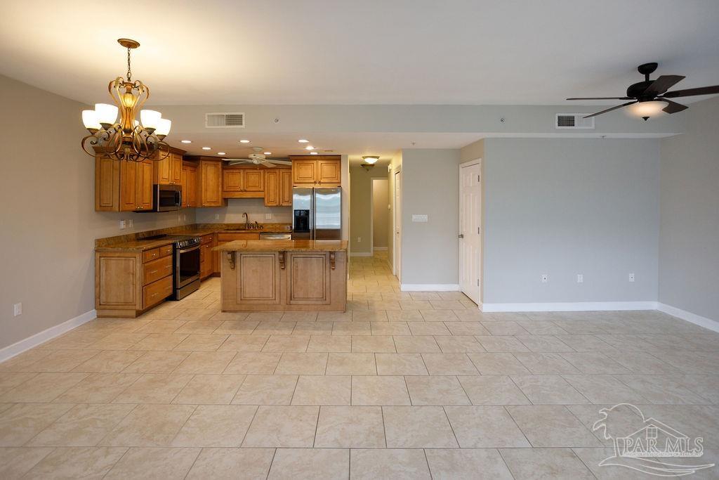 952 Sound Harbor Cir