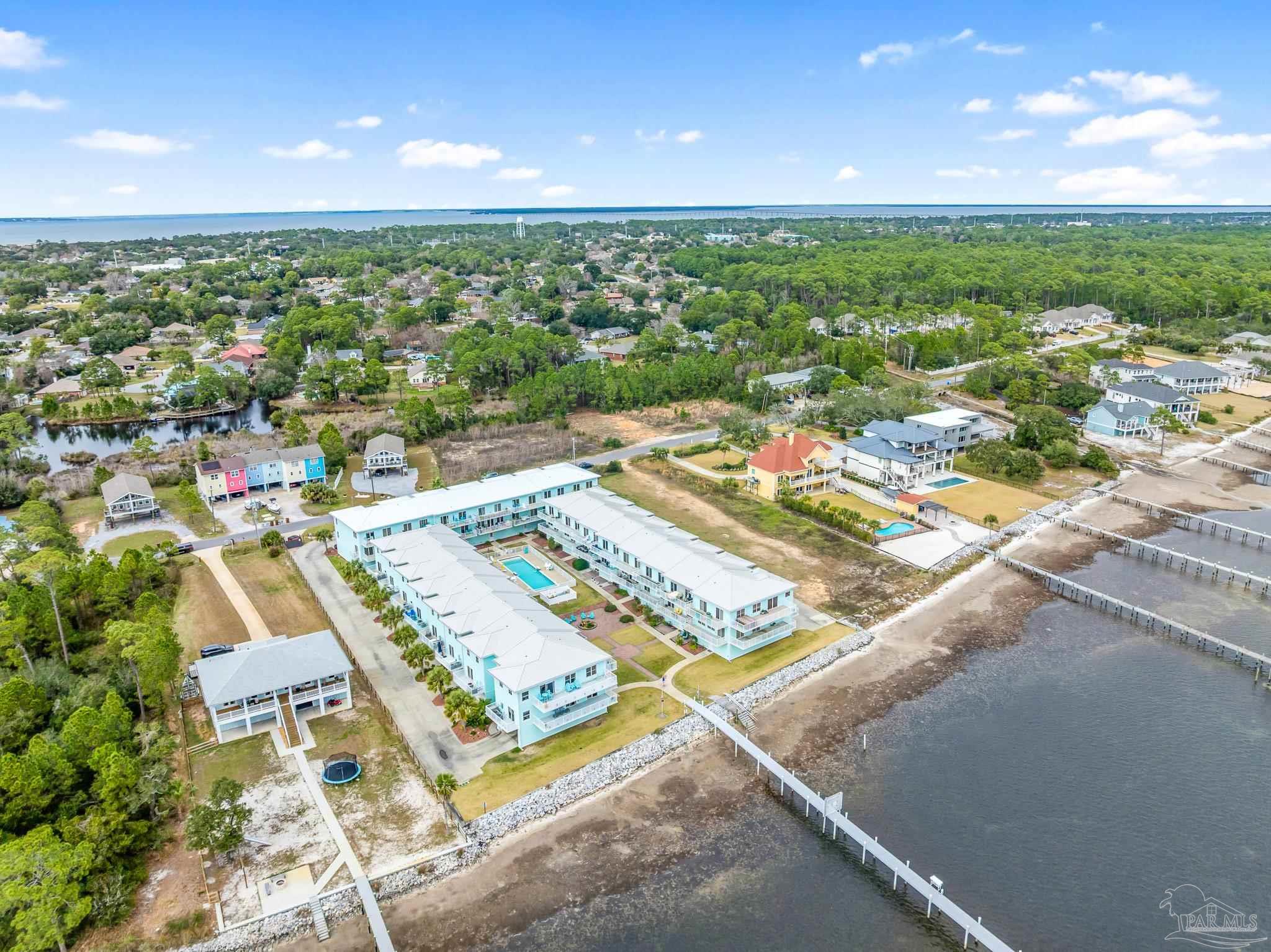 952 Sound Harbor Cir