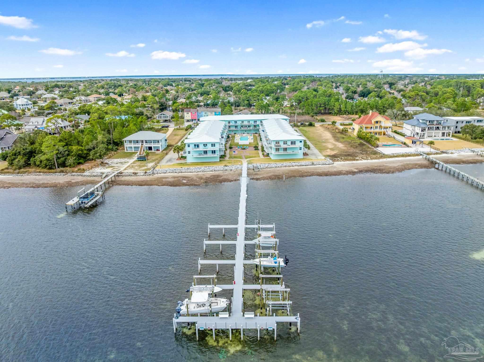 952 Sound Harbor Cir