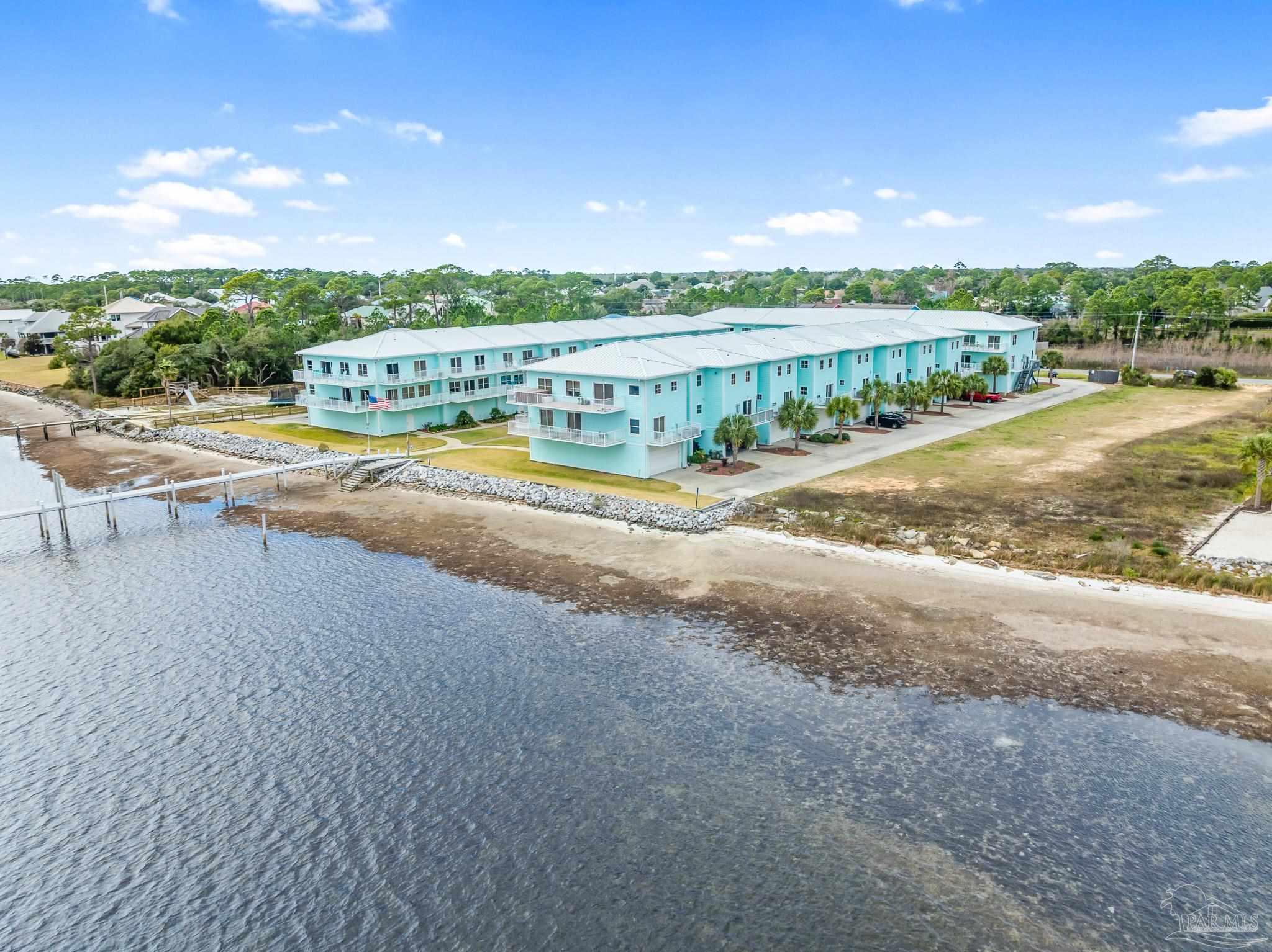 952 Sound Harbor Cir