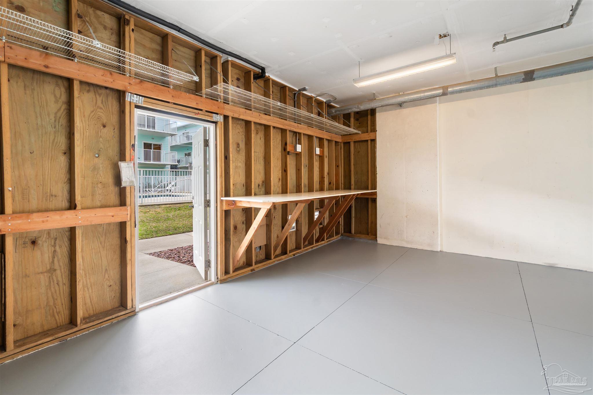 952 Sound Harbor Cir