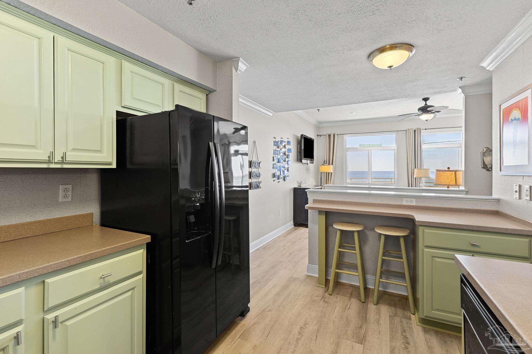 955 Ft Pickens Rd # I