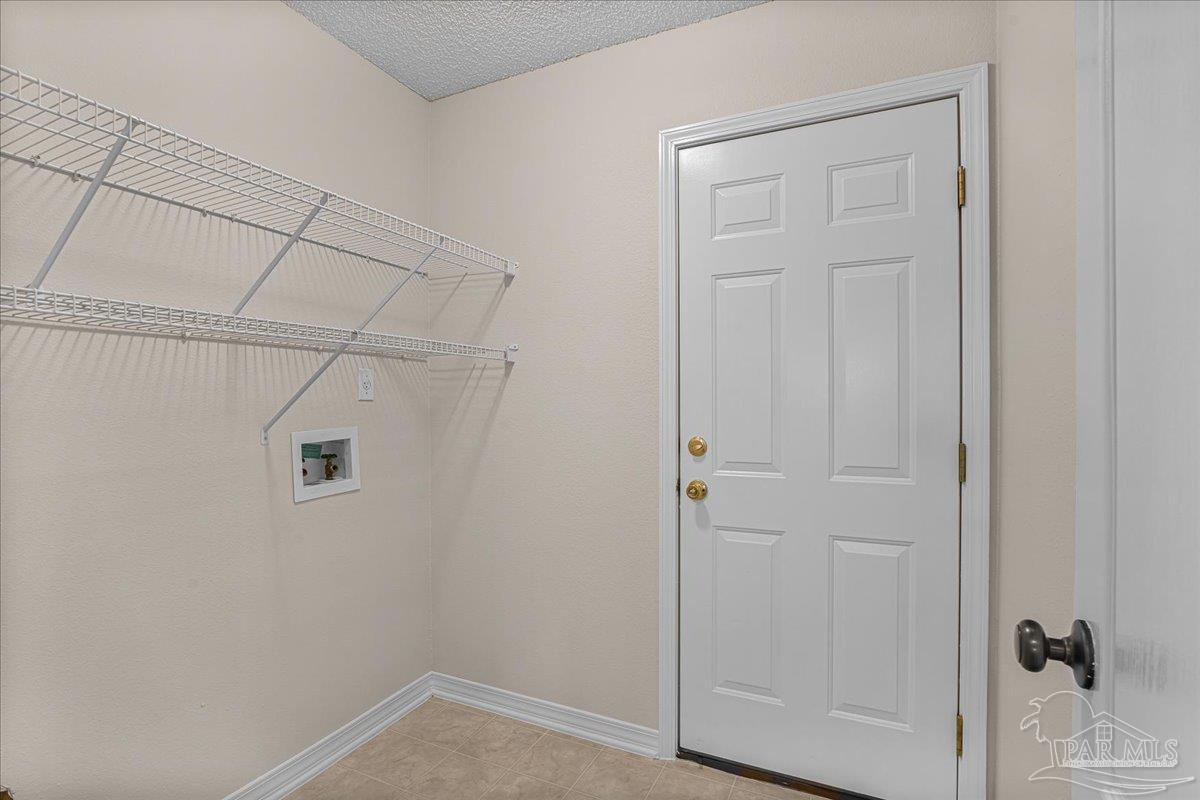 4882 Pineview Ridge Rd