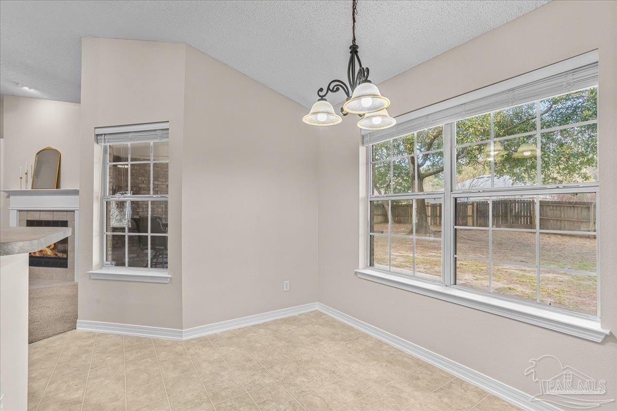 4882 Pineview Ridge Rd