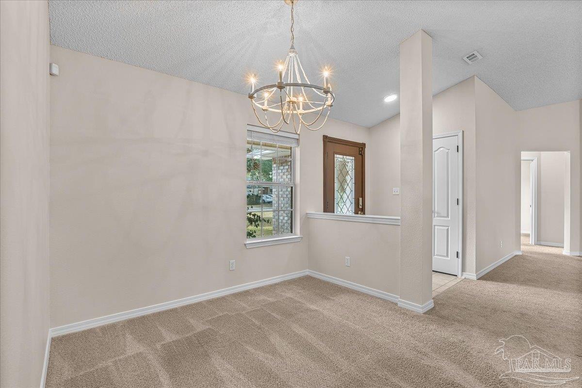 4882 Pineview Ridge Rd