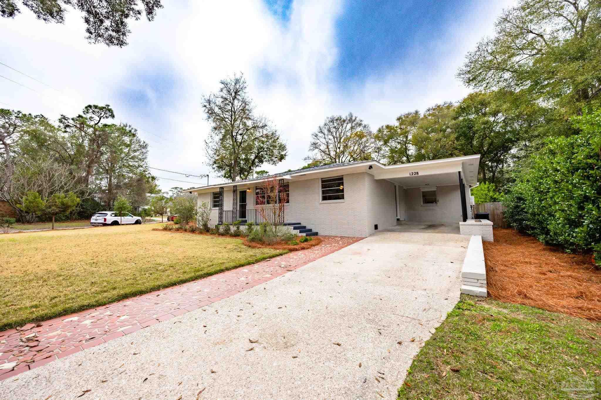 1228 Stow Ave