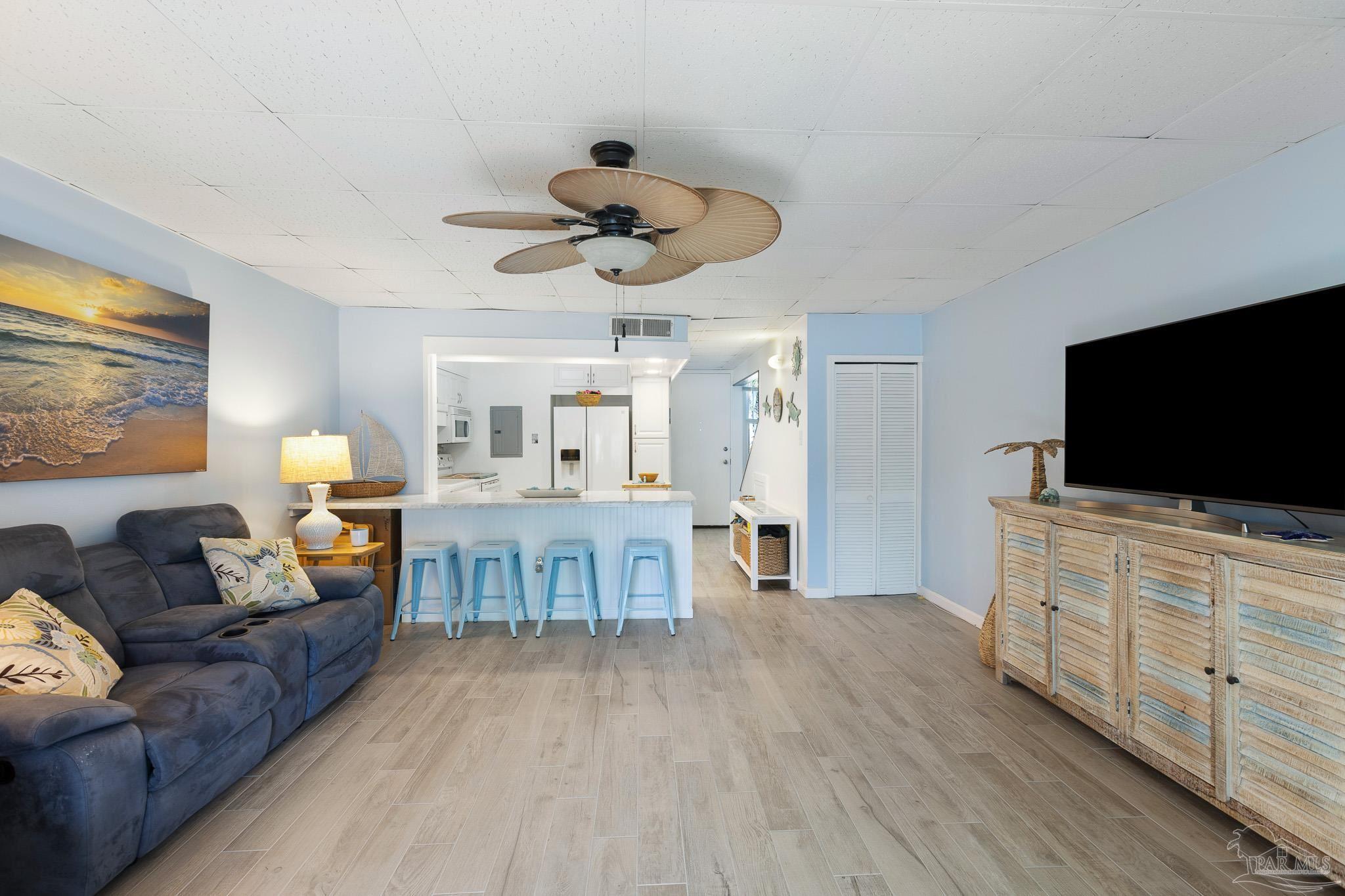 201 Pensacola Beach Rd # C8