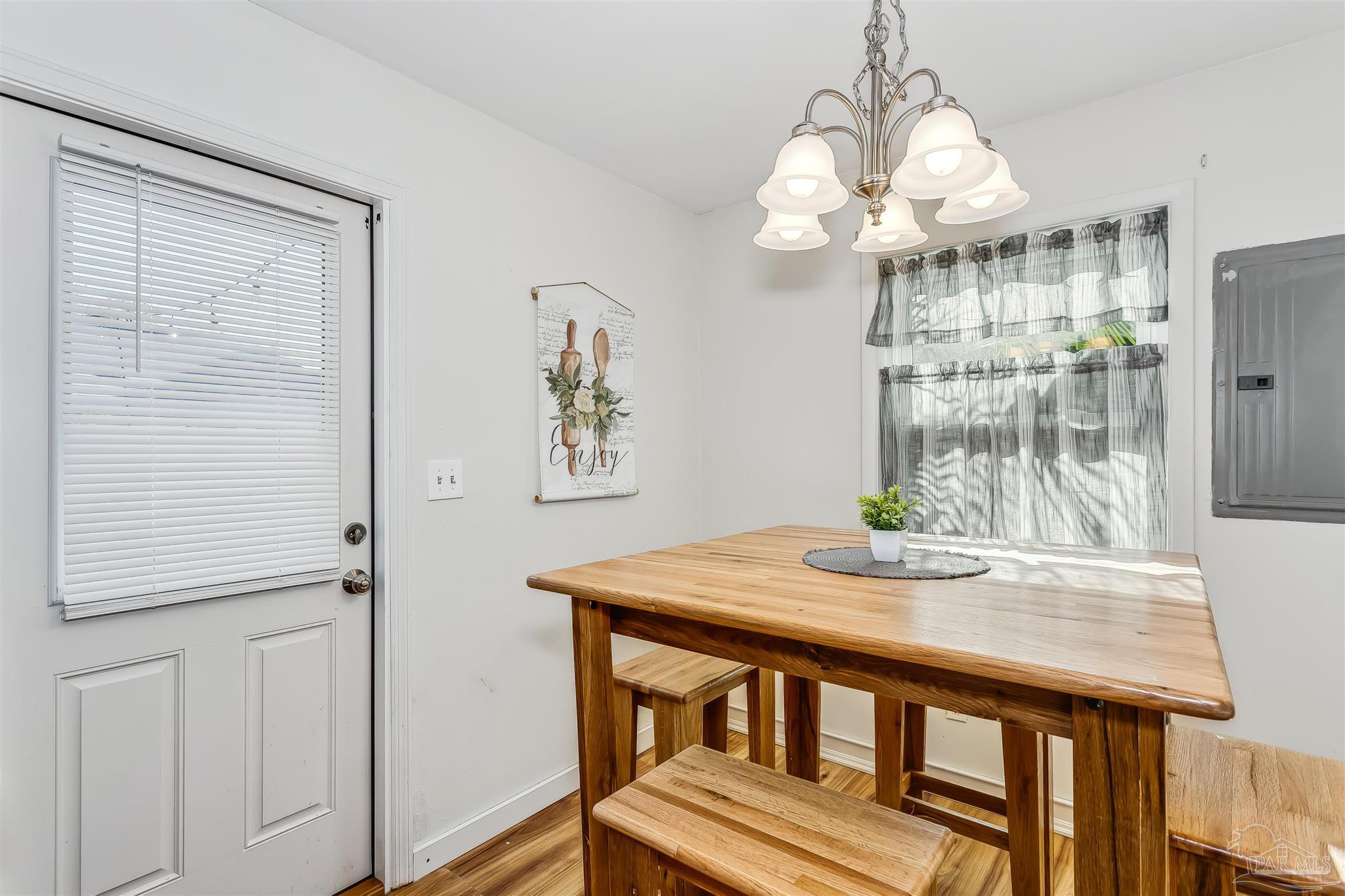 6 Ruffin Cir