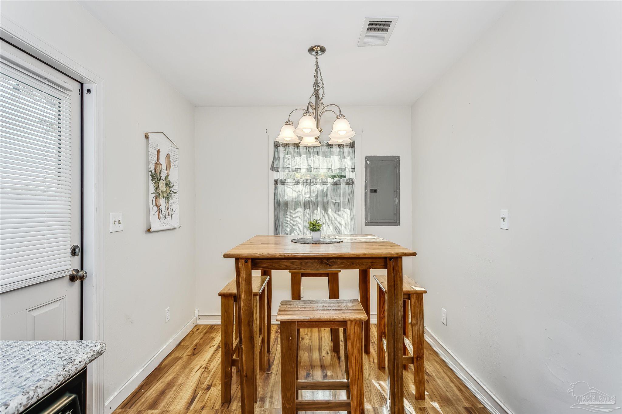 6 Ruffin Cir