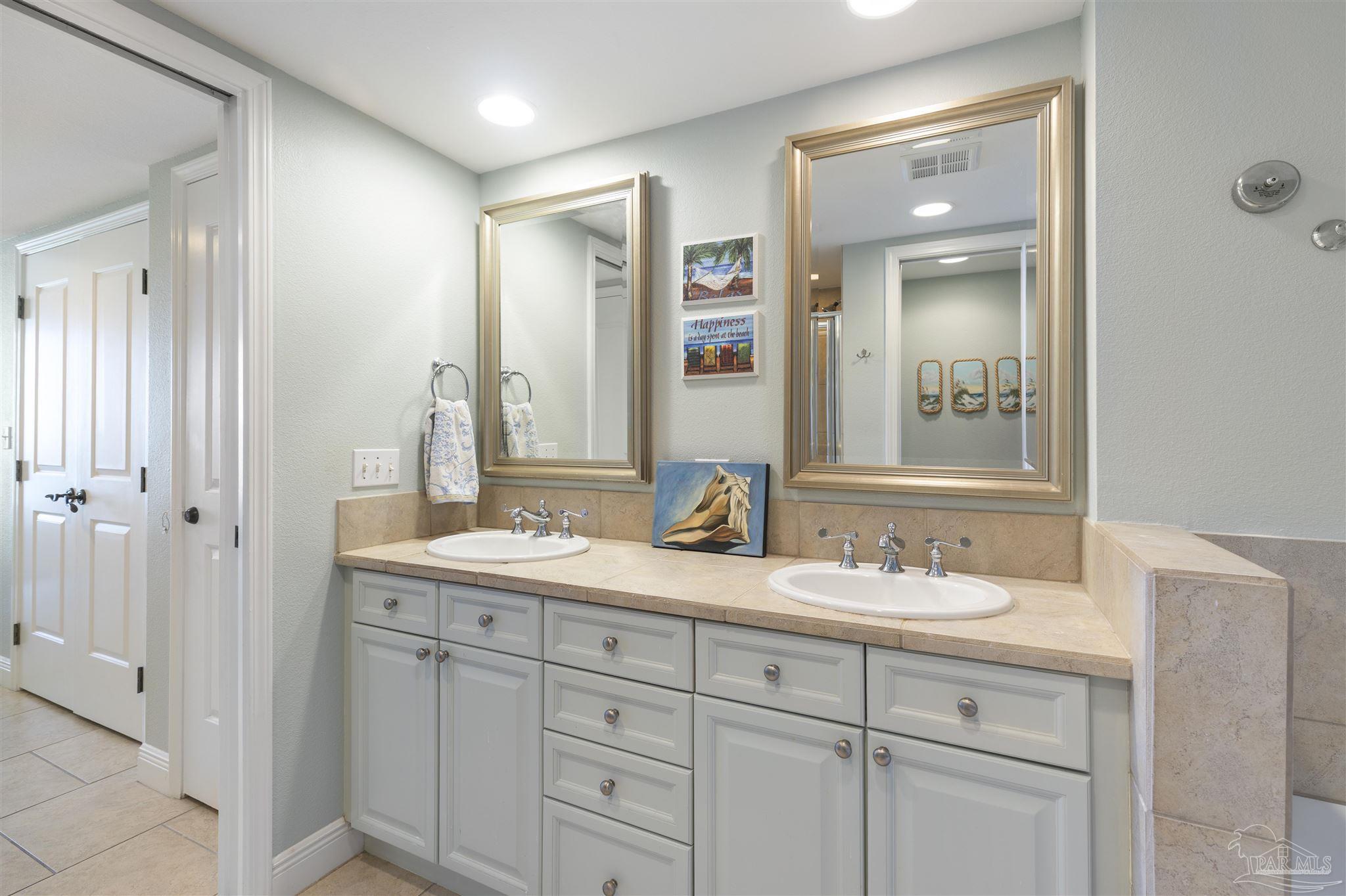 4 Portofino Dr # 1009