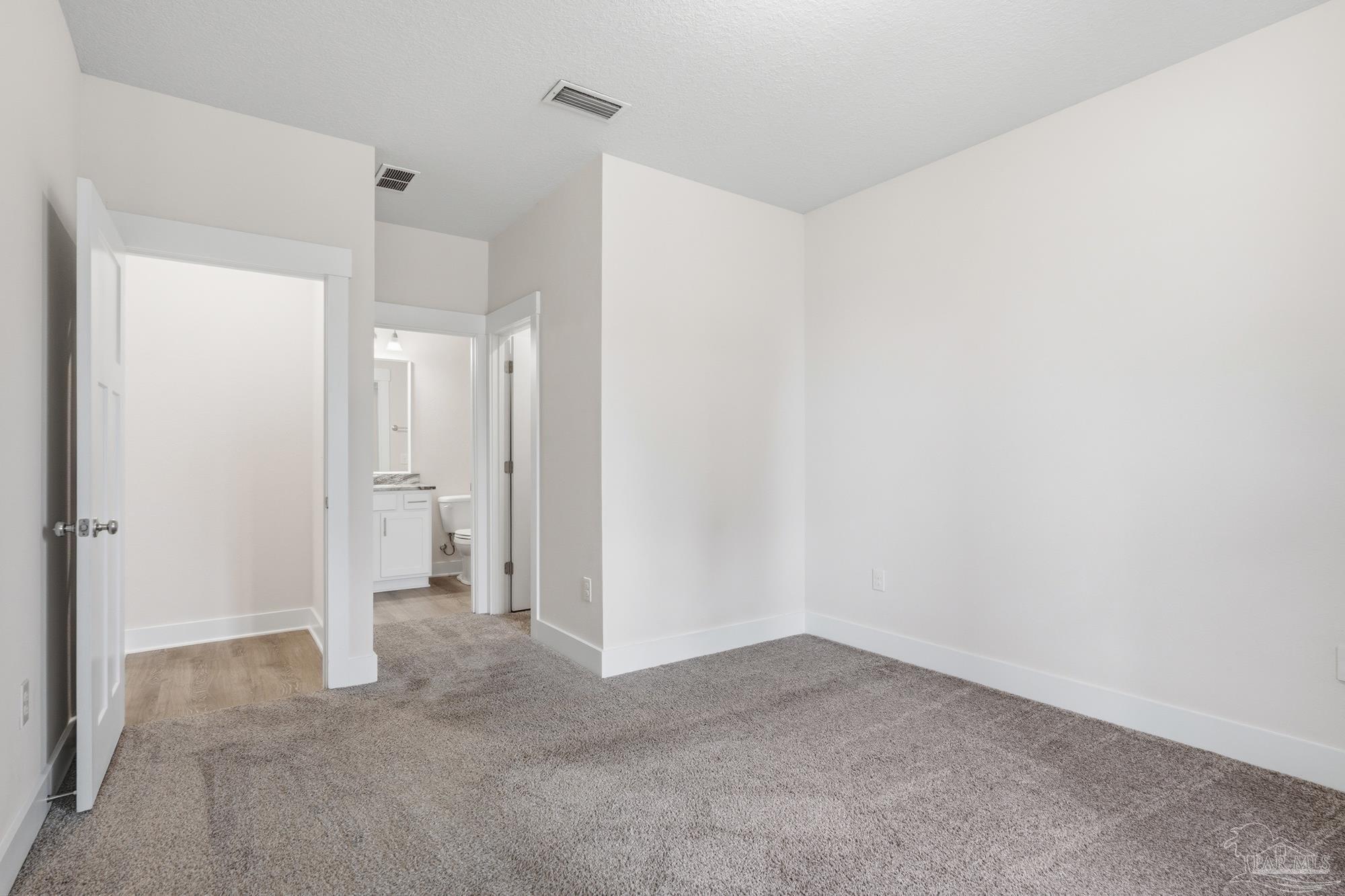 1928 Cambridge Park Dr