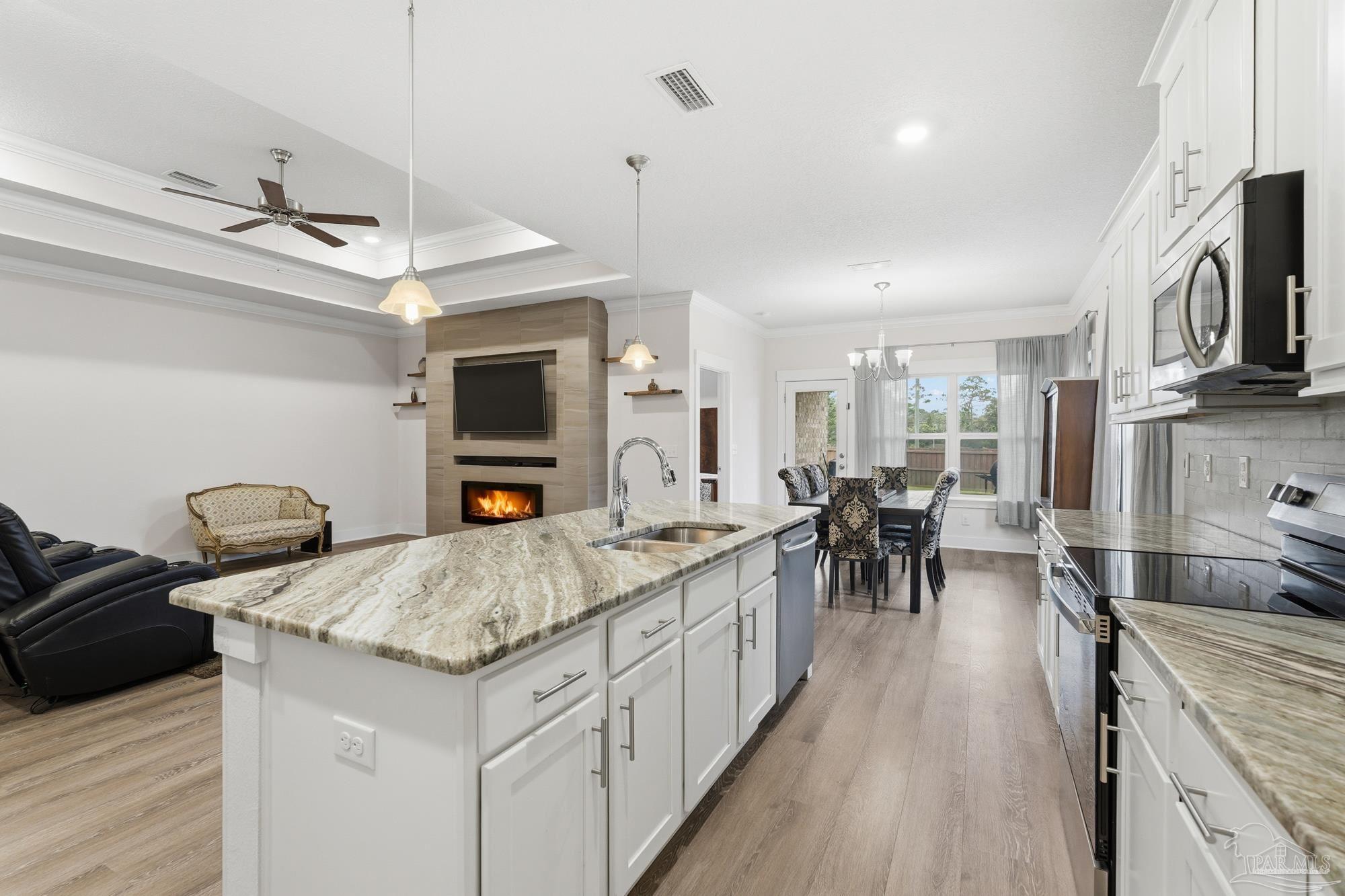 1928 Cambridge Park Dr