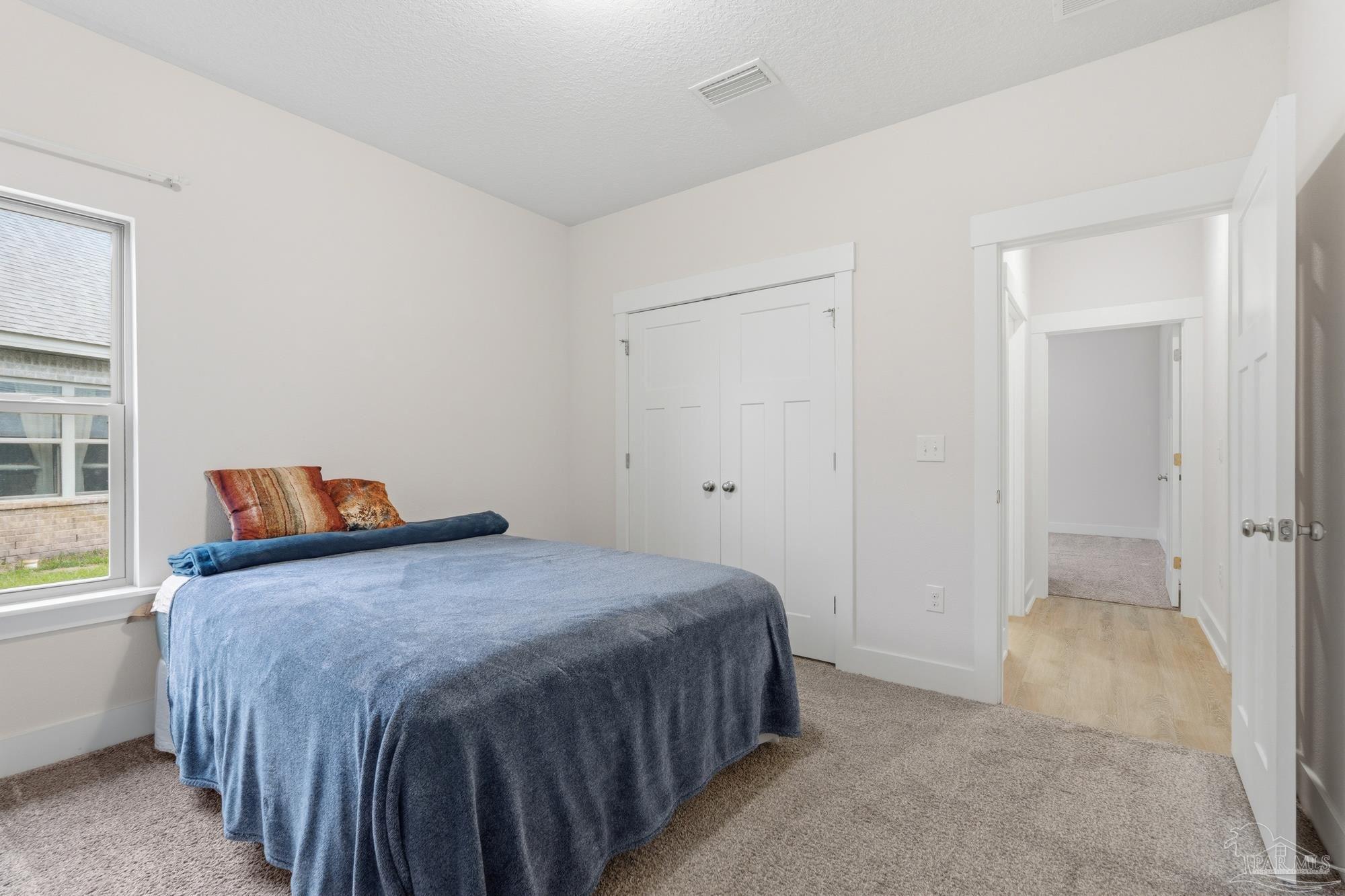 1928 Cambridge Park Dr