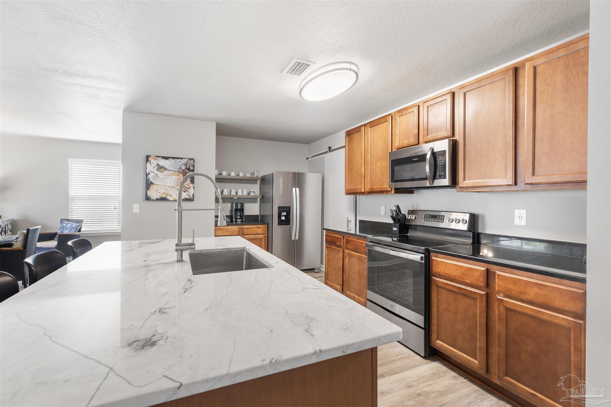 126 Cottage View Dr