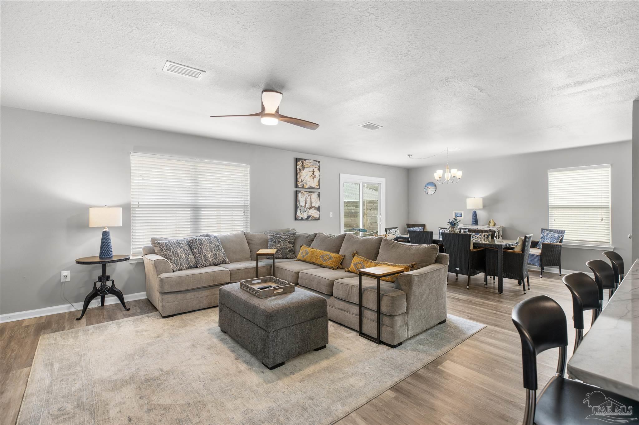 126 Cottage View Dr