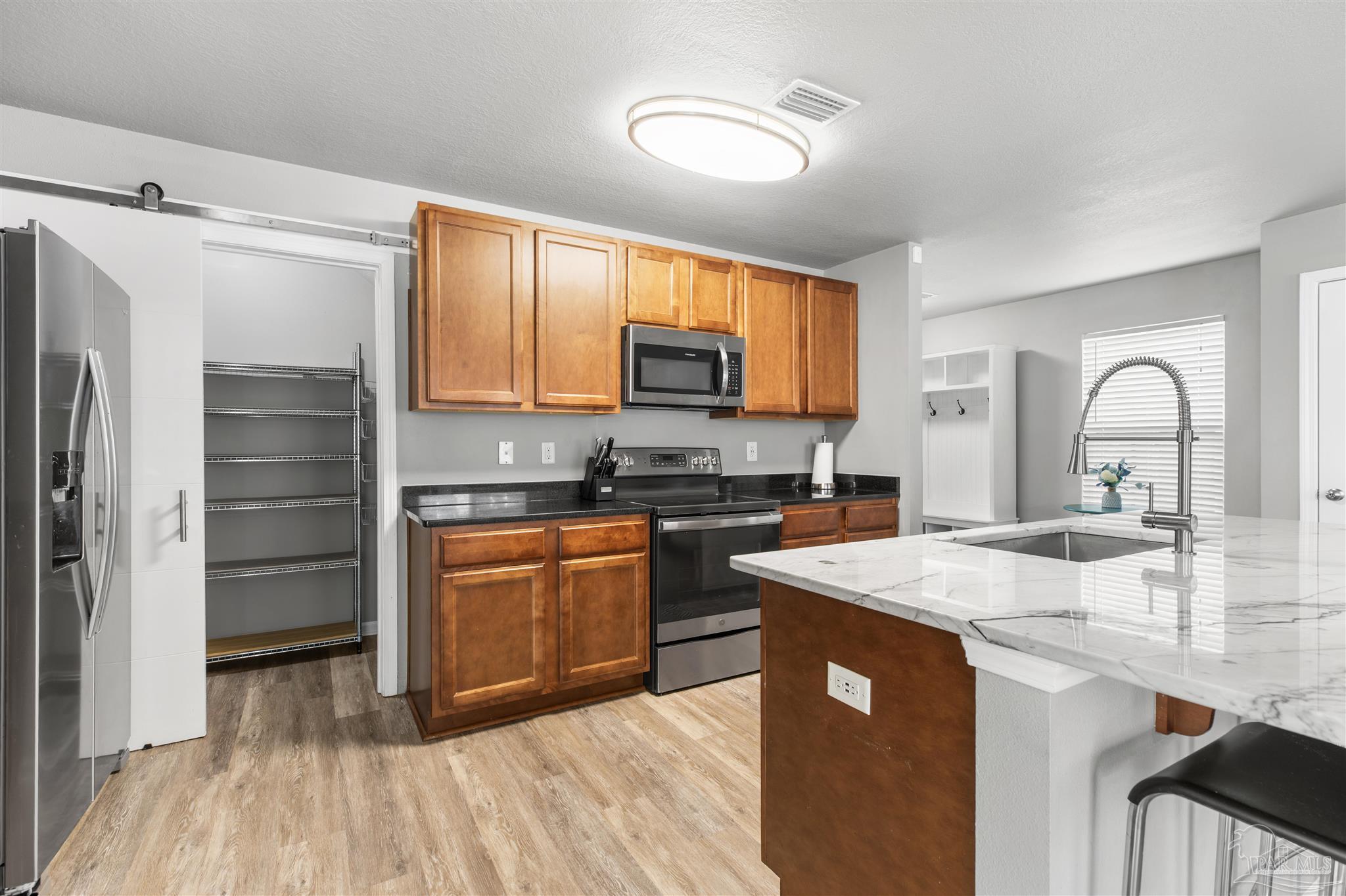 126 Cottage View Dr