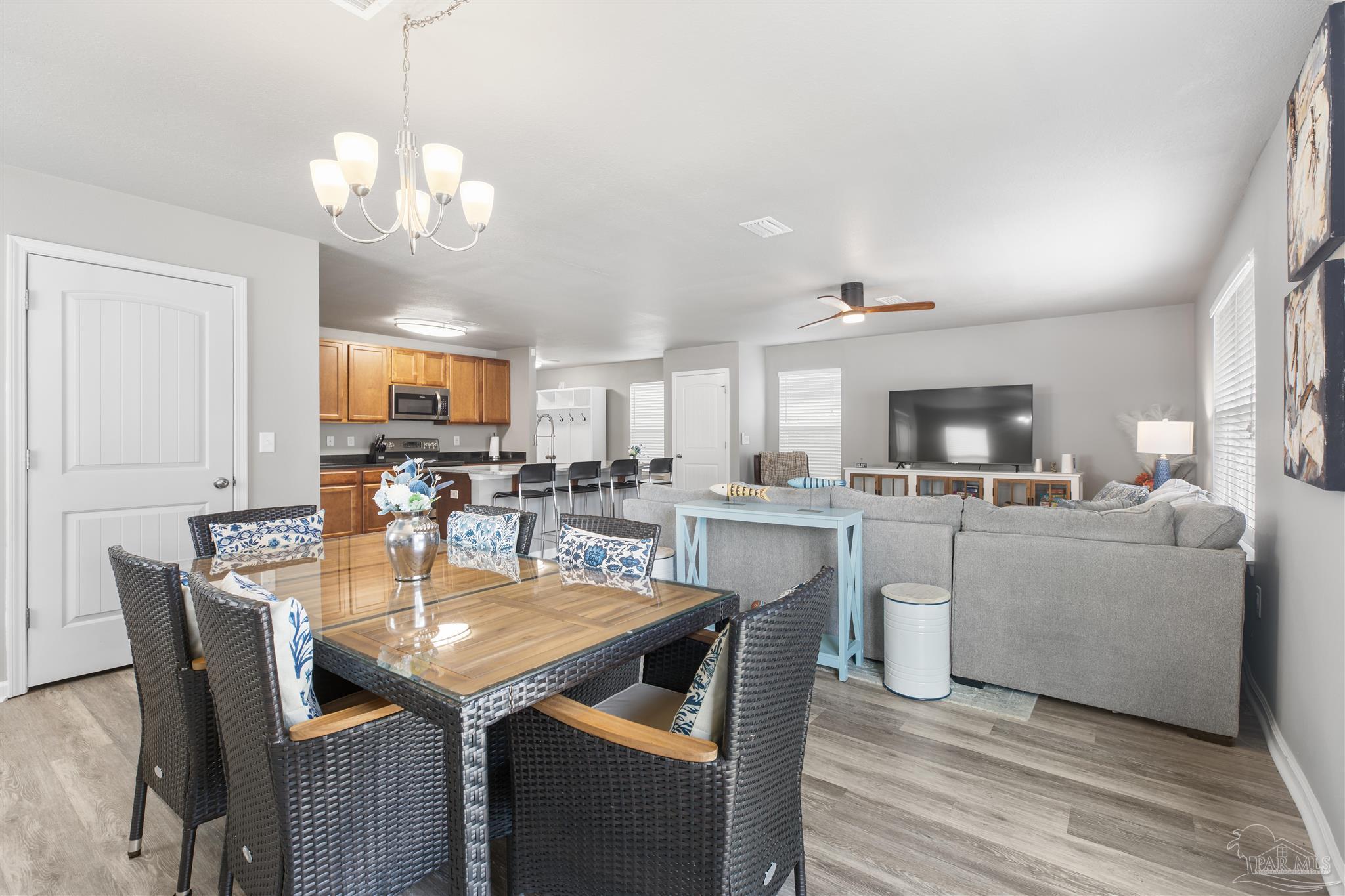 126 Cottage View Dr