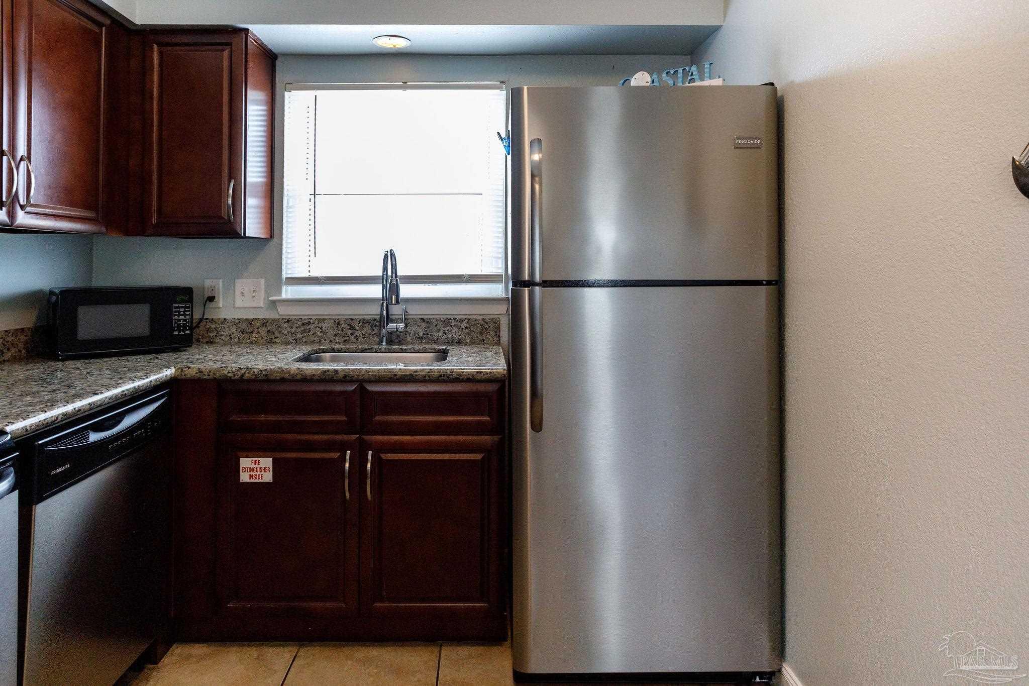 1650 Via Deluna Dr # 2 Unit: A-2