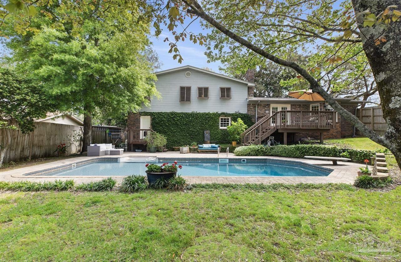 505 Bear Dr