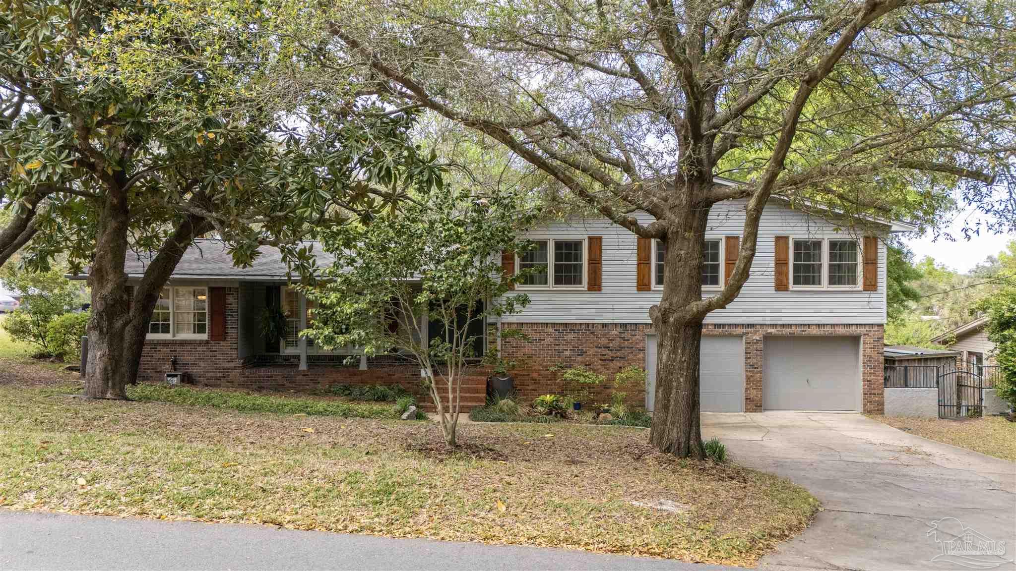 505 Bear Dr