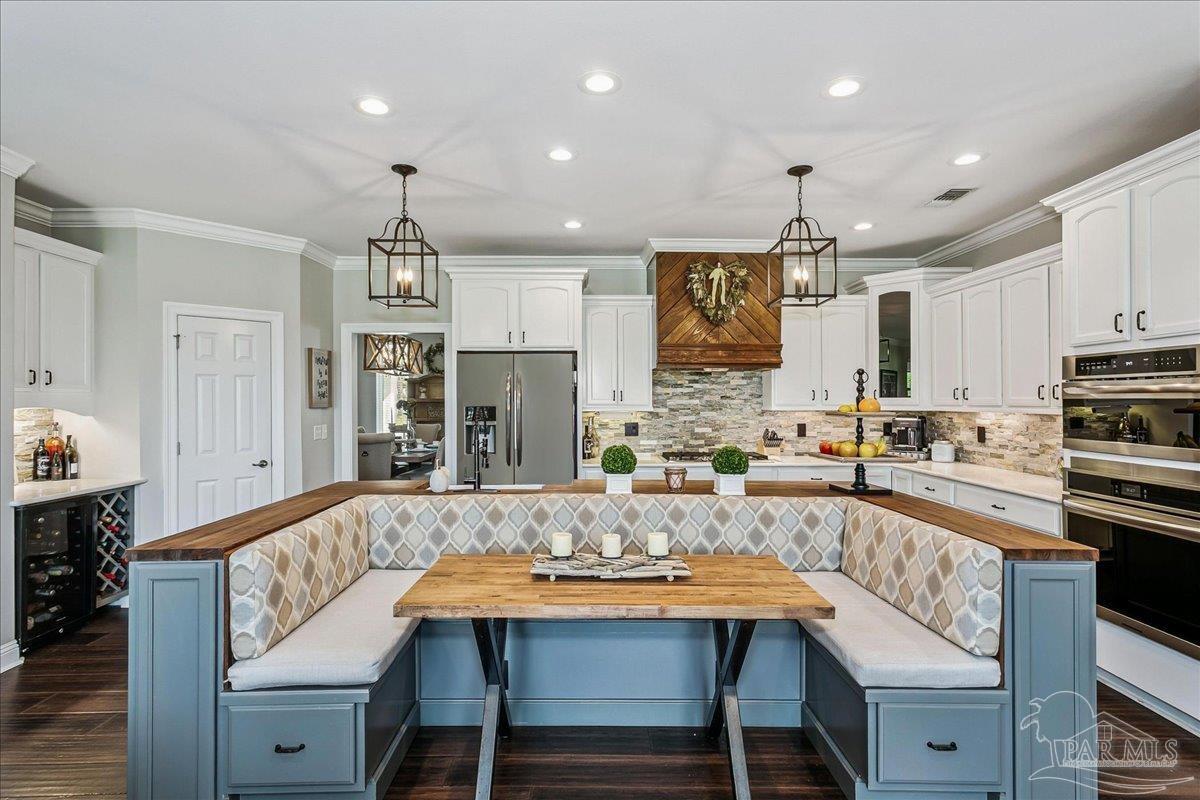 3801 Tiger Point Blvd